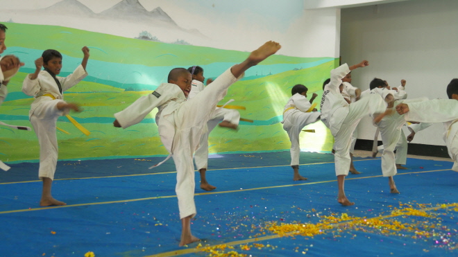 Sujata Academy students demonstrate Tae Kwon Do