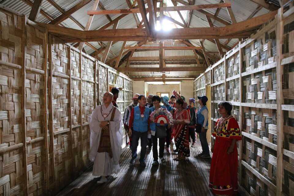 Sunim takes a look around the rebuilt education center
