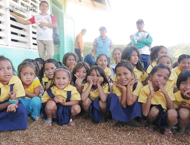 Group of school students